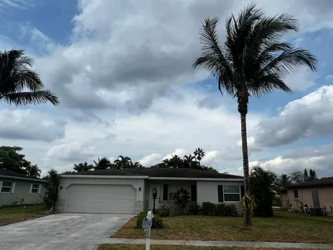 4585 Betelnut Street Boca Raton FL 33428