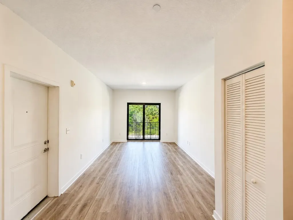 4250 Lakewood Road Lake Worth Beach FL 33461