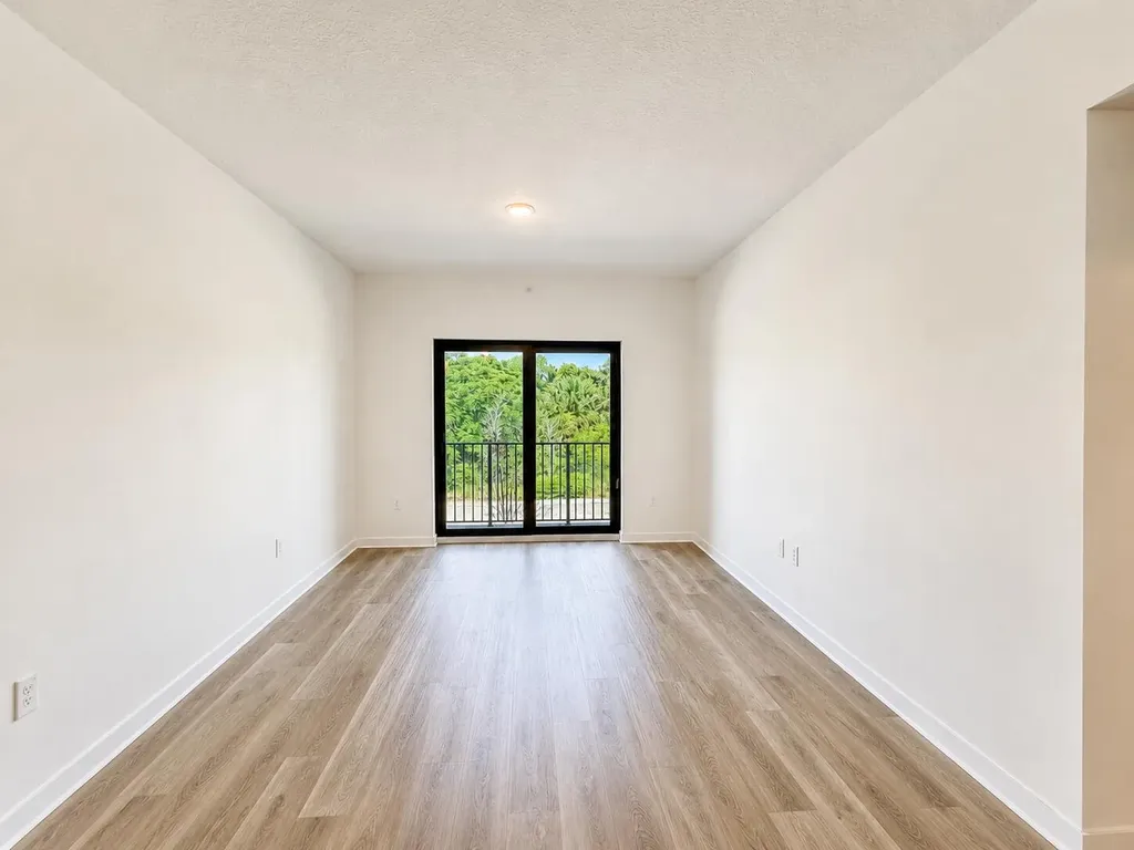 4250 Lakewood Road Lake Worth Beach FL 33461