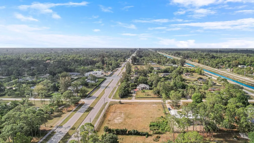 16705 E Lancashire Drive E Loxahatchee FL 33470