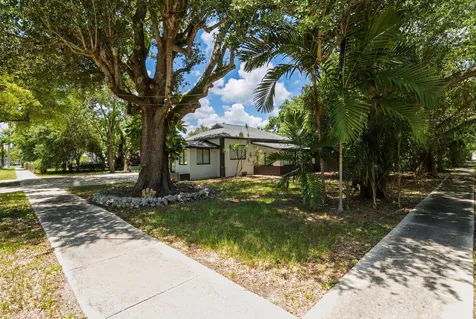 12980 NE 10th Avenue North Miami FL 33161