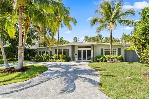 233 Lake Terrace Delray Beach FL 33444
