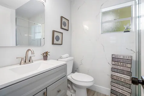233 Lake Terrace Delray Beach FL 33444
