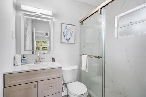 233 Lake Terrace Delray Beach FL 33444