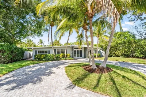 233 Lake Terrace Delray Beach FL 33444