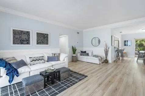 233 Lake Terrace Delray Beach FL 33444