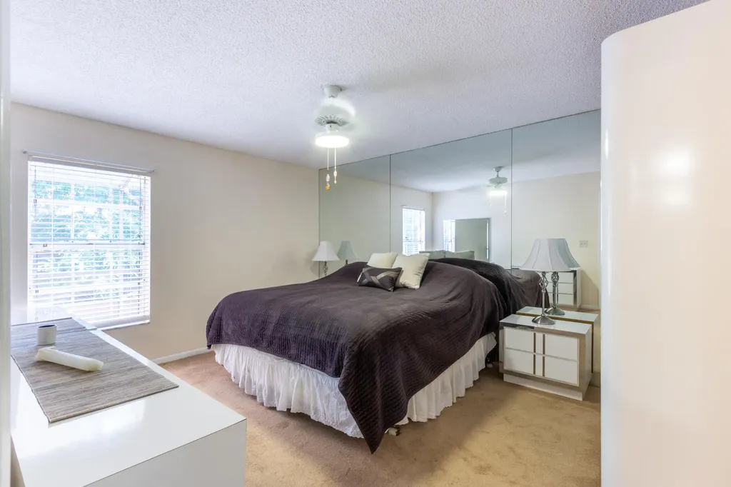 9185 Flynn Circle Boca Raton FL 33496