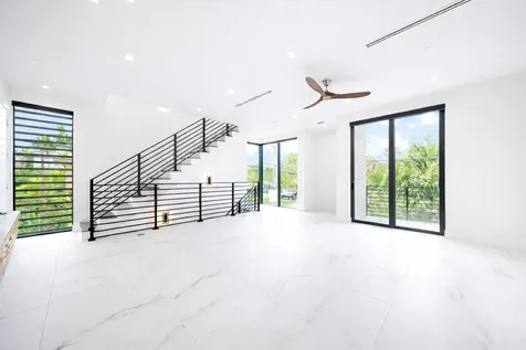 1052 N Victoria Park Road Fort Lauderdale FL 33304