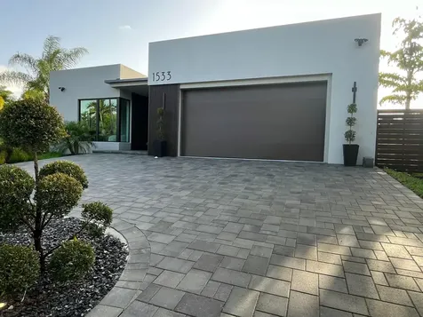 1533 NE 16th Avenue Fort Lauderdale FL 33304