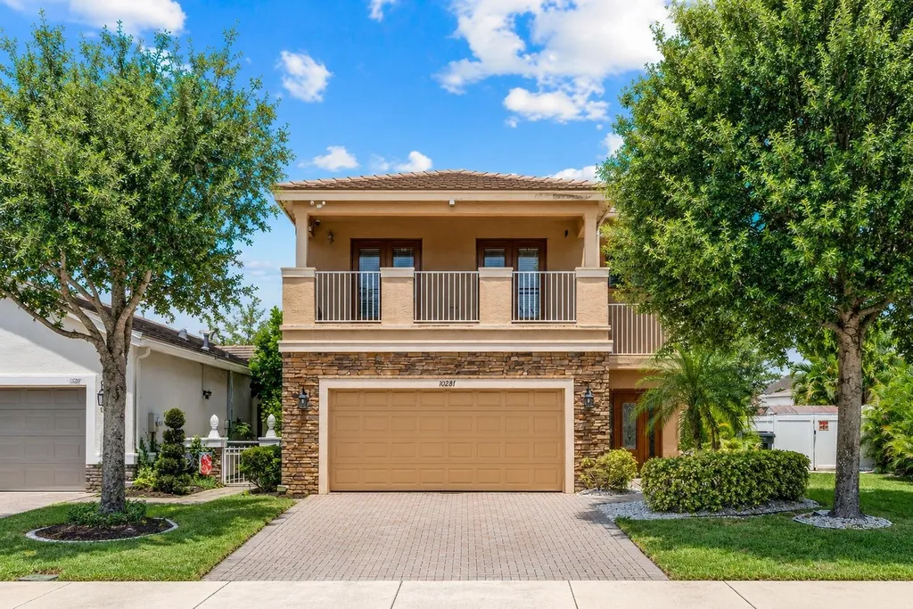 10287 Olde Clydesdale Circle Lake Worth FL 33449