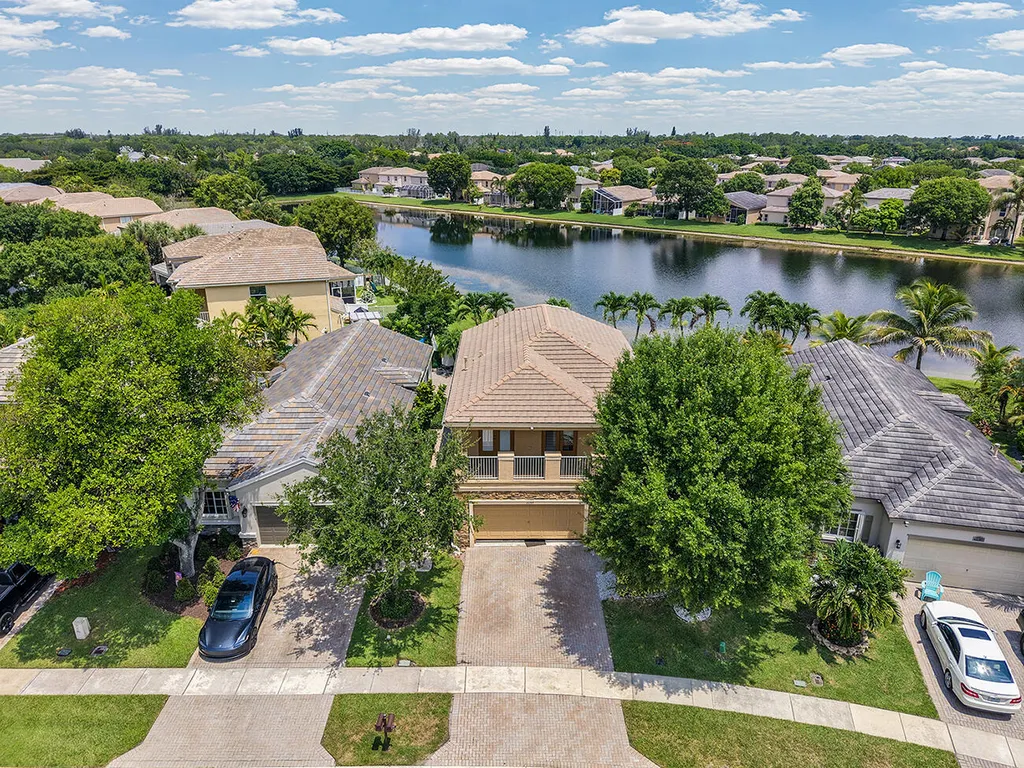 10287 Olde Clydesdale Circle Lake Worth FL 33449