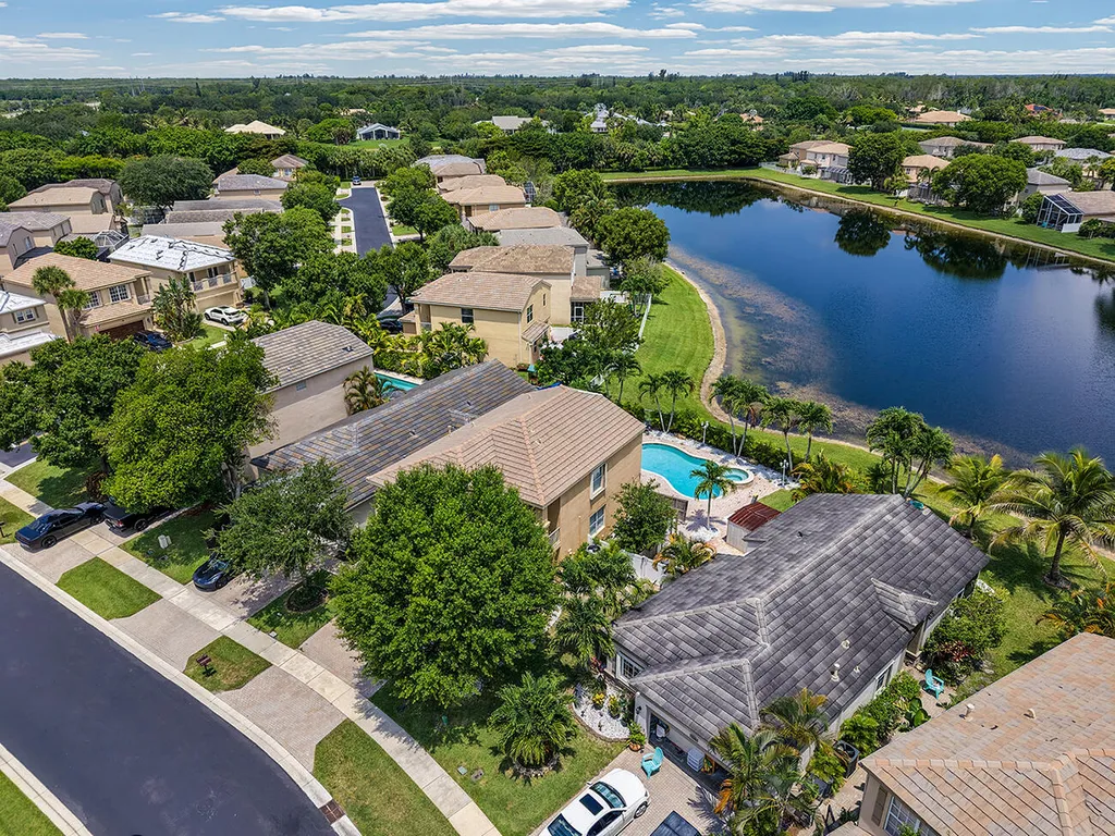 10287 Olde Clydesdale Circle Lake Worth FL 33449
