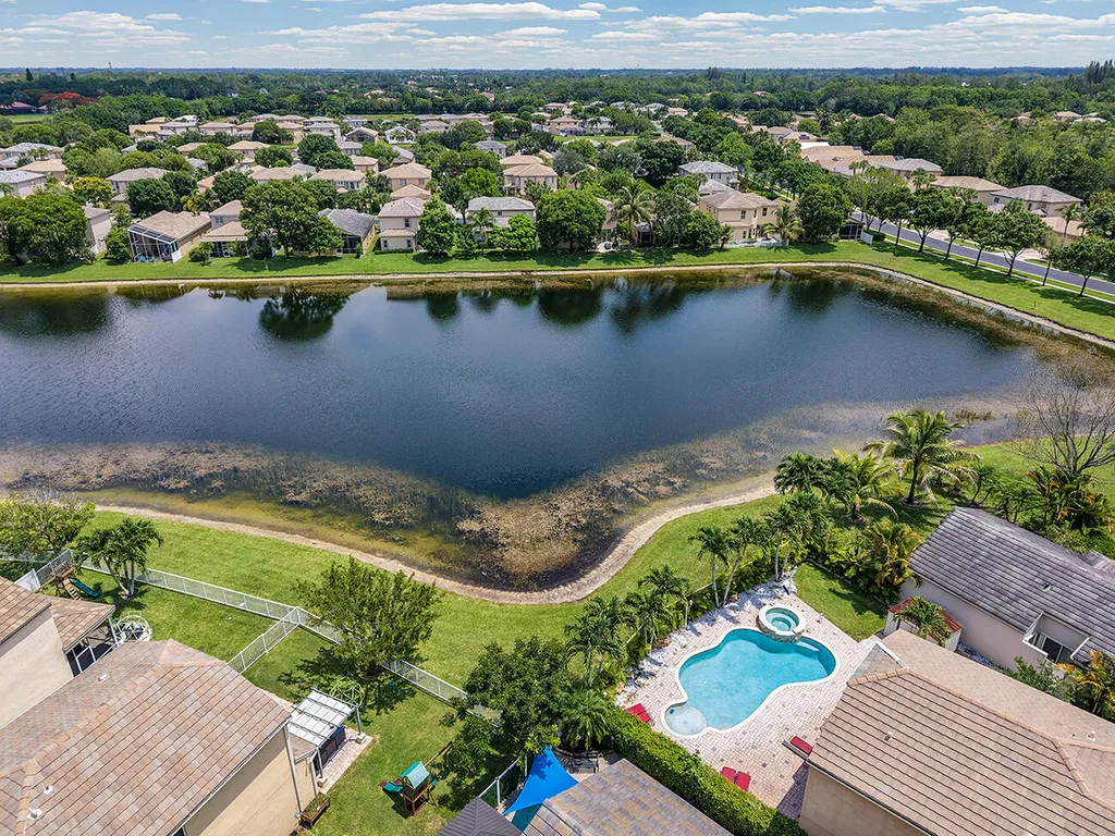 10287 Olde Clydesdale Circle Lake Worth FL 33449