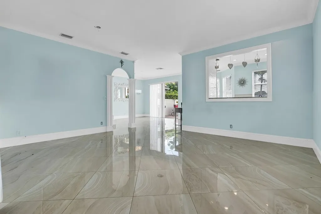 10287 Olde Clydesdale Circle Lake Worth FL 33449