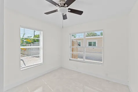 4324 Garden Avenue West Palm Beach FL 33405
