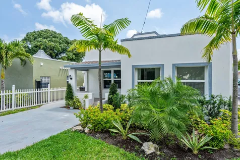 4324 Garden Avenue West Palm Beach FL 33405