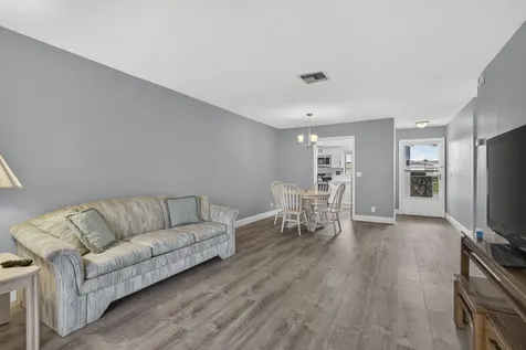 2703 Dudley Drive W West Palm Beach FL 33415