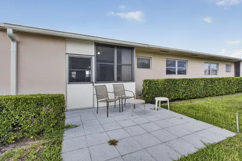 2703 Dudley Drive W West Palm Beach FL 33415