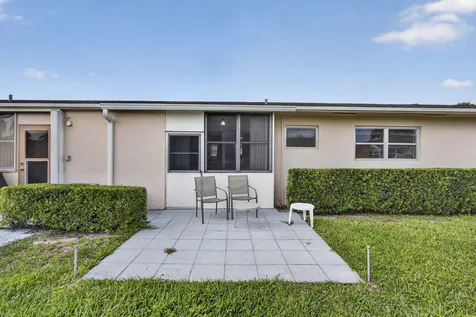 2703 Dudley Drive W West Palm Beach FL 33415