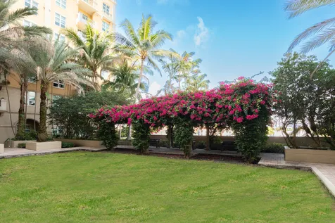 403 S Sapodilla Avenue West Palm Beach FL 33401