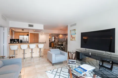 403 S Sapodilla Avenue West Palm Beach FL 33401