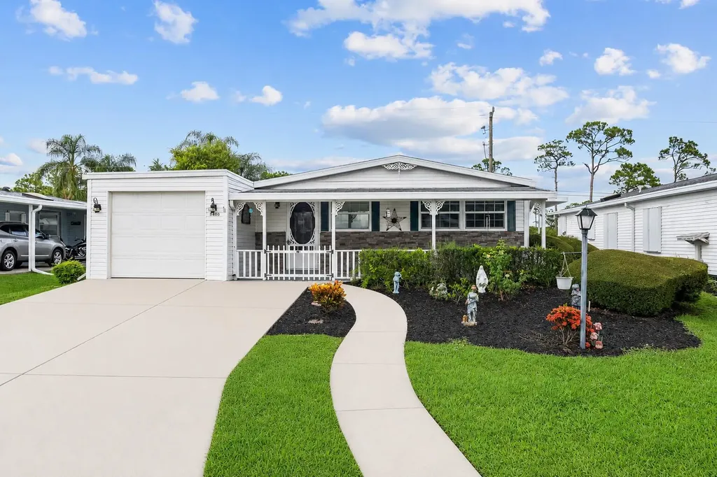8400 Gallberry Circle Port St Lucie FL 34952
