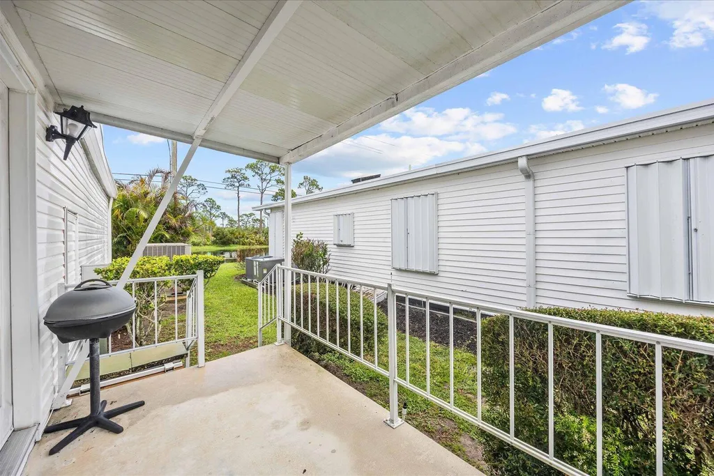 8400 Gallberry Circle Port St Lucie FL 34952