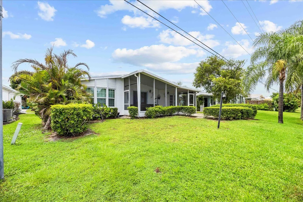 8400 Gallberry Circle Port St Lucie FL 34952
