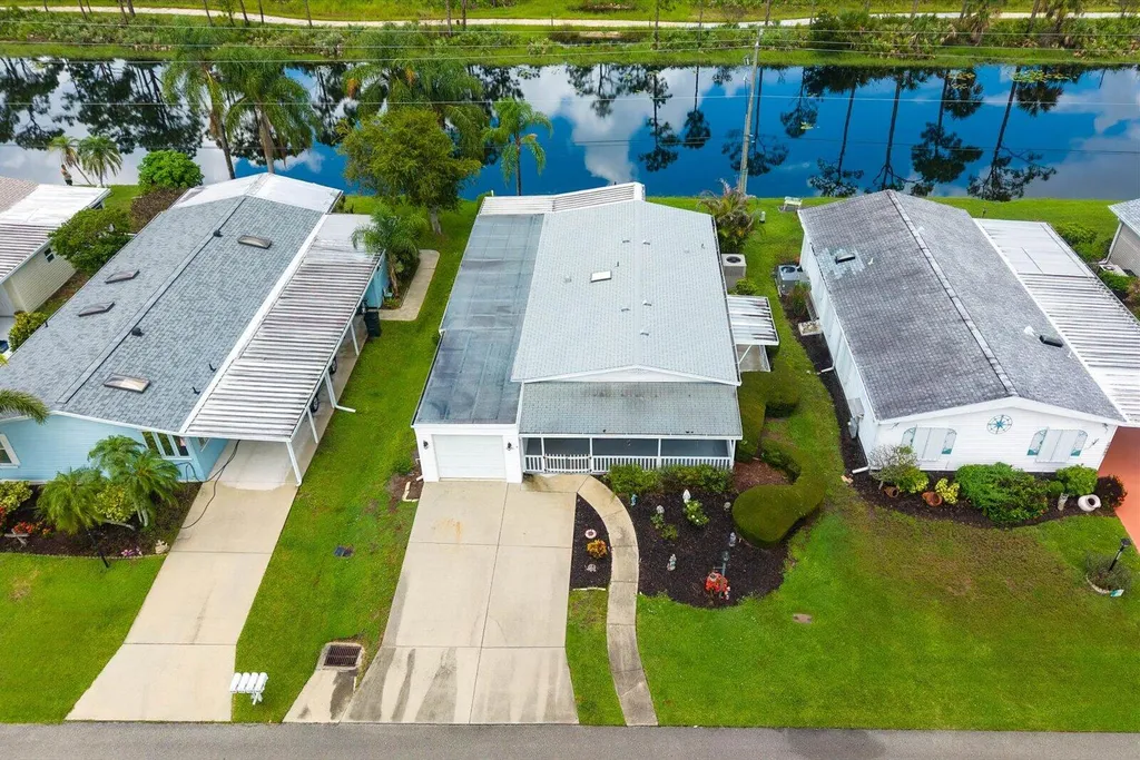8400 Gallberry Circle Port St Lucie FL 34952