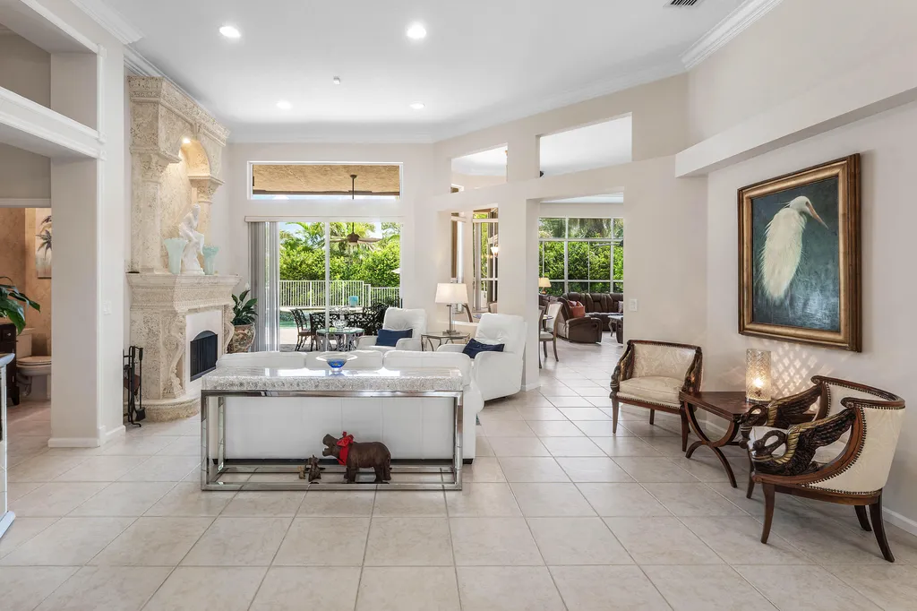 911 Forest Glen Lane Wellington FL 33414