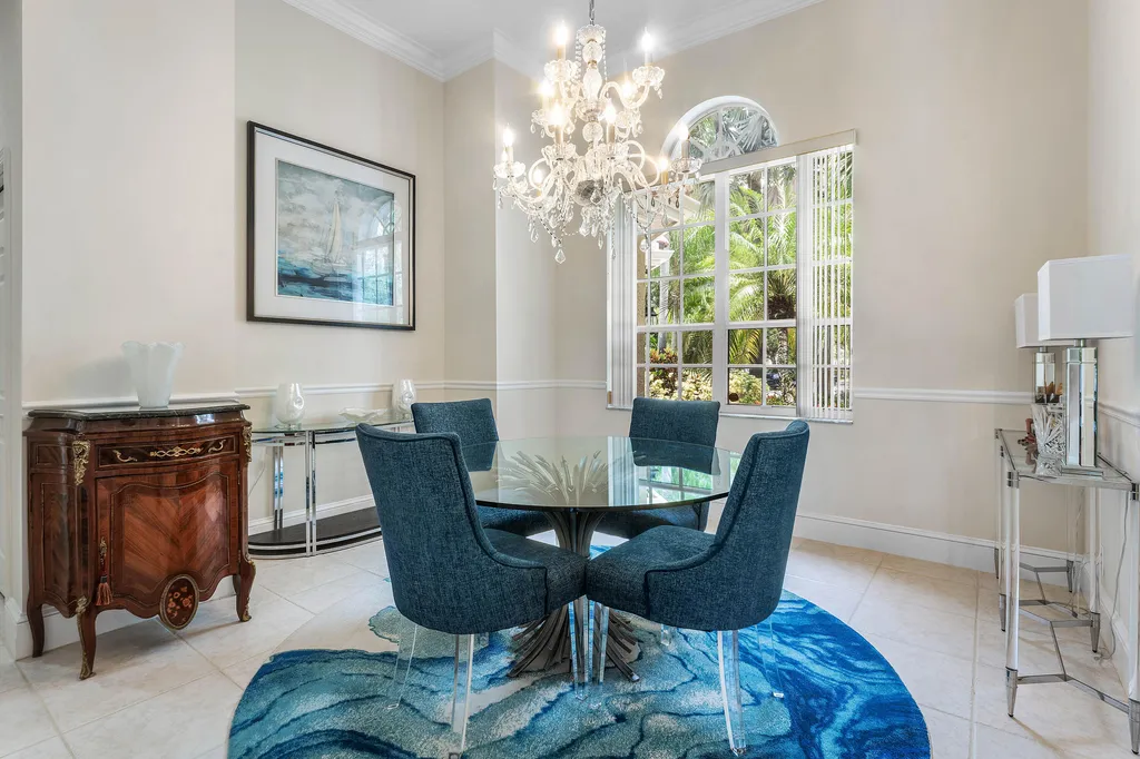 911 Forest Glen Lane Wellington FL 33414
