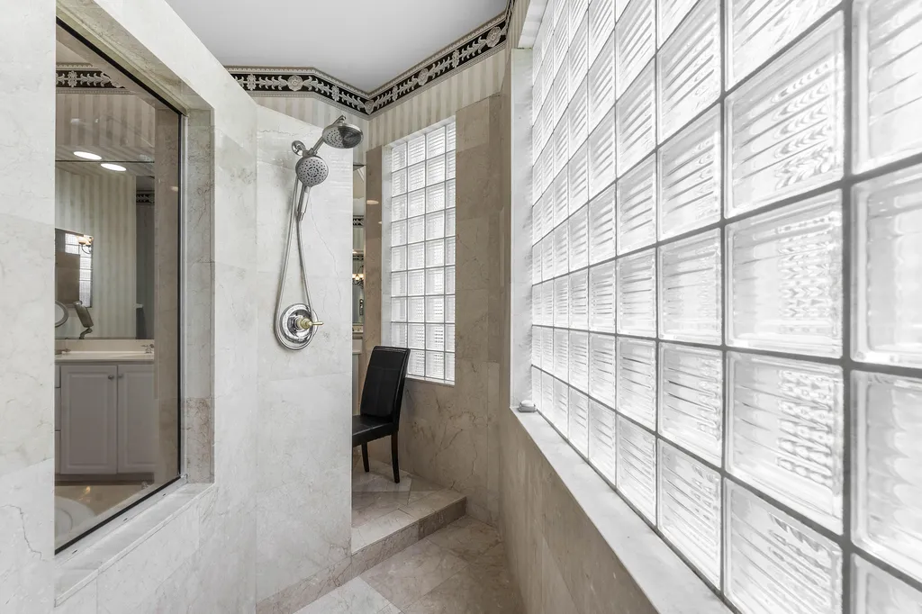 911 Forest Glen Lane Wellington FL 33414