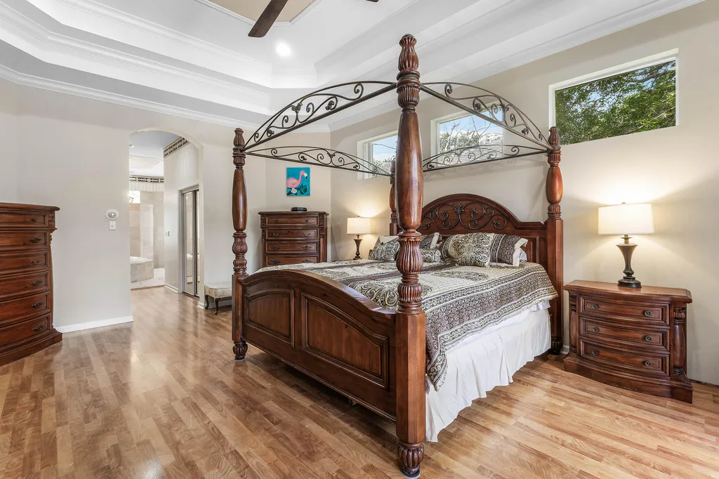 911 Forest Glen Lane Wellington FL 33414