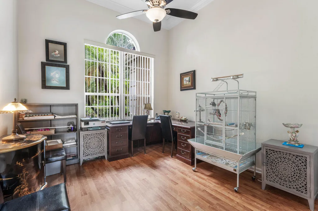 911 Forest Glen Lane Wellington FL 33414