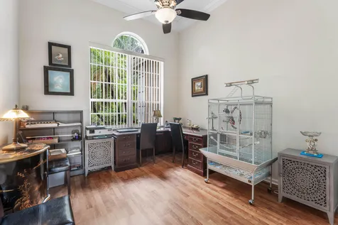 911 Forest Glen Lane Wellington FL 33414