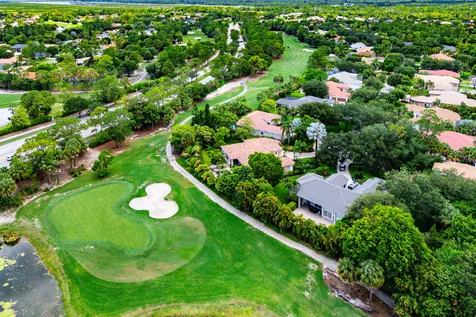 911 Forest Glen Lane Wellington FL 33414