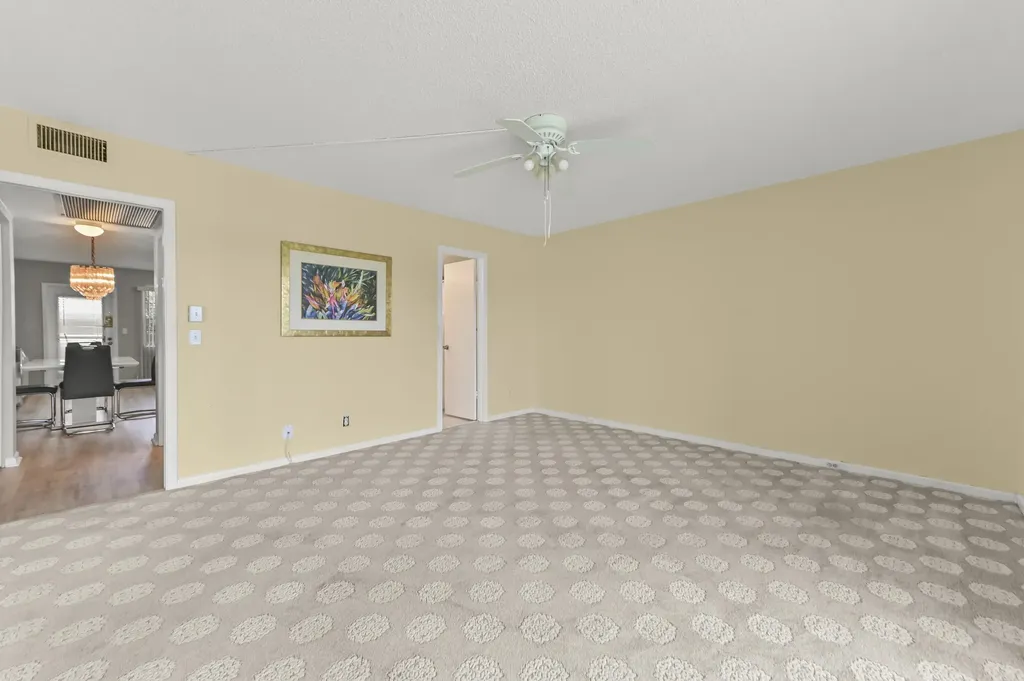 2056 Ainslie D Boca Raton FL 33434