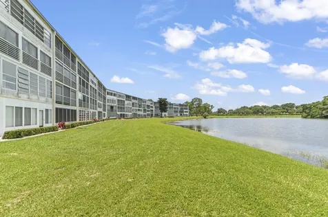 2056 Ainslie D Boca Raton FL 33434