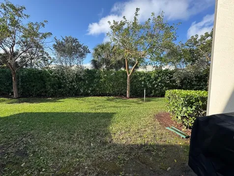 8975 Kingsmoor Way Lake Worth FL 33467