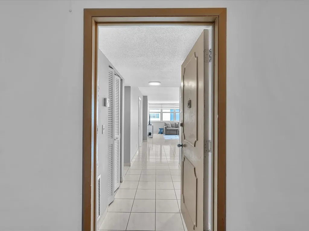 1410 S Ocean Drive Hollywood FL 33019