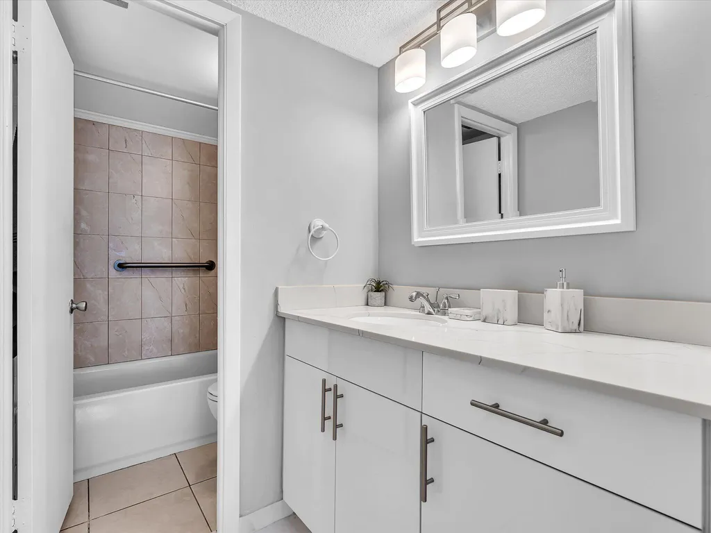 1410 S Ocean Drive Hollywood FL 33019