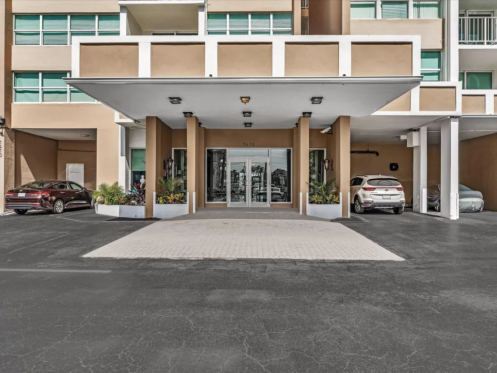 1410 S Ocean Drive Hollywood FL 33019