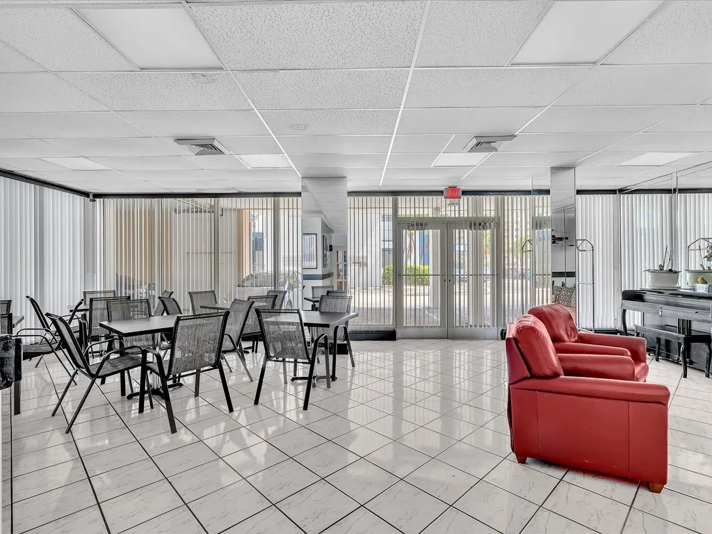 1410 S Ocean Drive Hollywood FL 33019