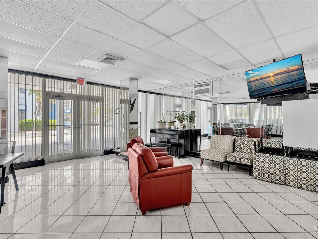 1410 S Ocean Drive Hollywood FL 33019