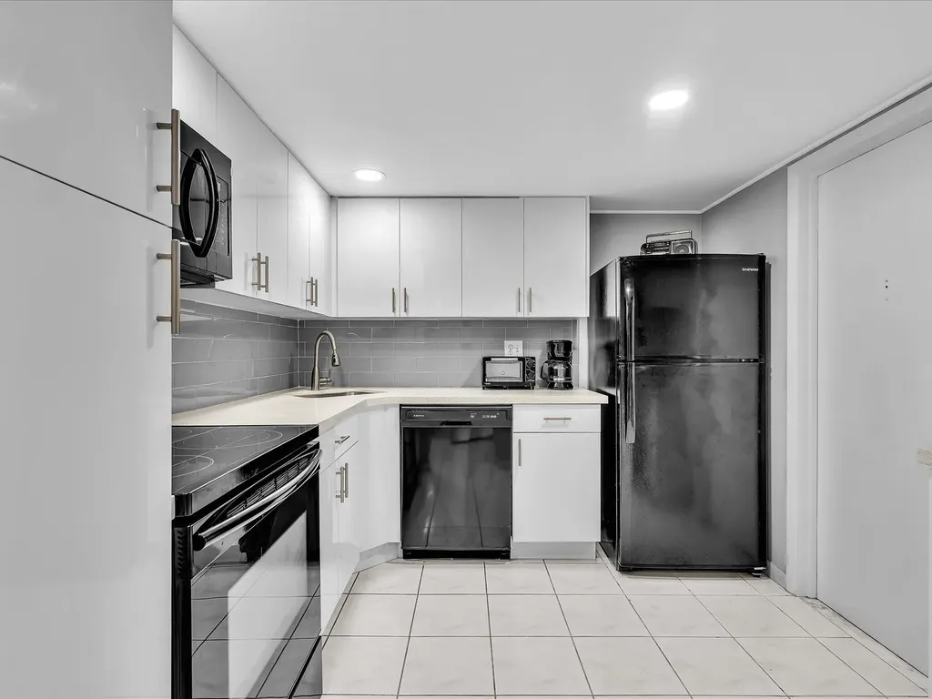 1410 S Ocean Drive Hollywood FL 33019