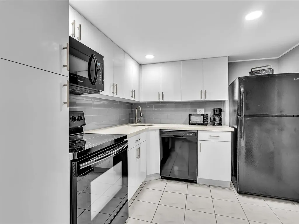1410 S Ocean Drive Hollywood FL 33019