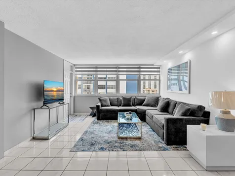 1410 S Ocean Drive Hollywood FL 33019