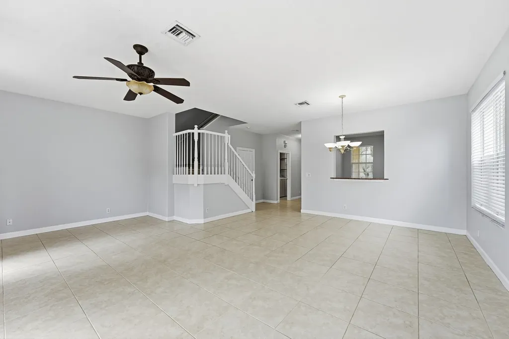 8057 Murano Circle Palm Beach Gardens FL 33418