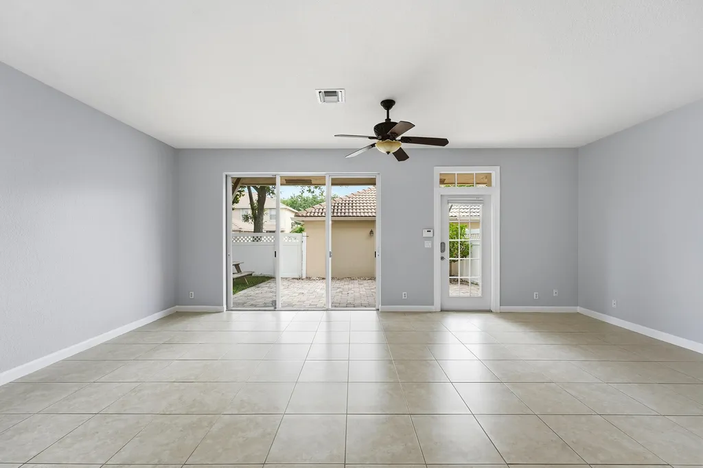 8057 Murano Circle Palm Beach Gardens FL 33418
