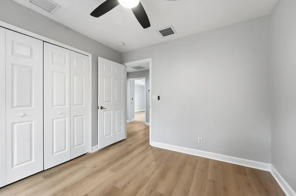 8057 Murano Circle Palm Beach Gardens FL 33418